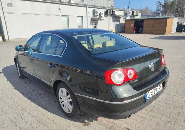 Volkswagen Passat cena 21000 przebieg: 158000, rok produkcji 2007 z Gdynia małe 254